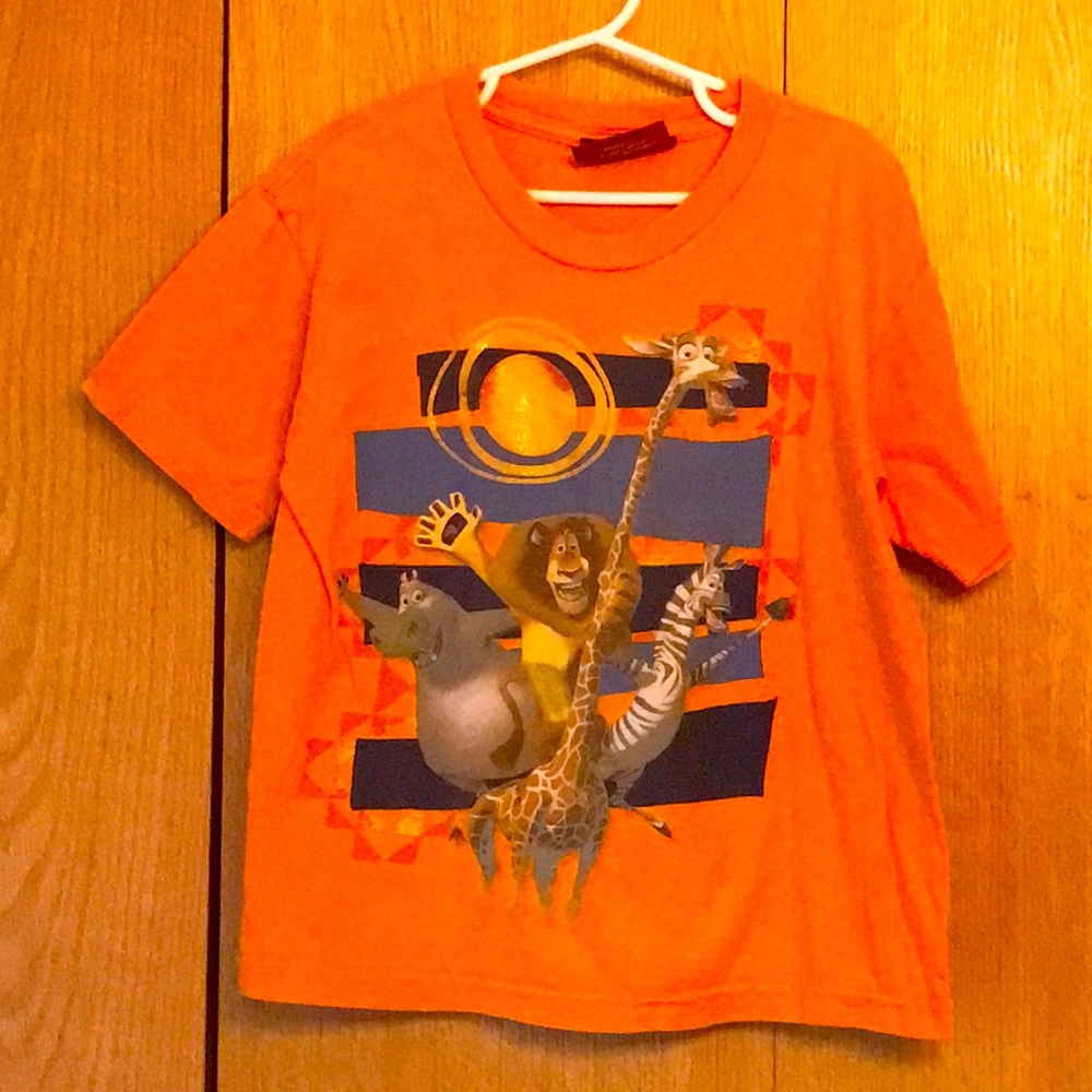 Madagascar 2 Escape 2 Africa orange graphic top tee t shirt Dreamworks movie